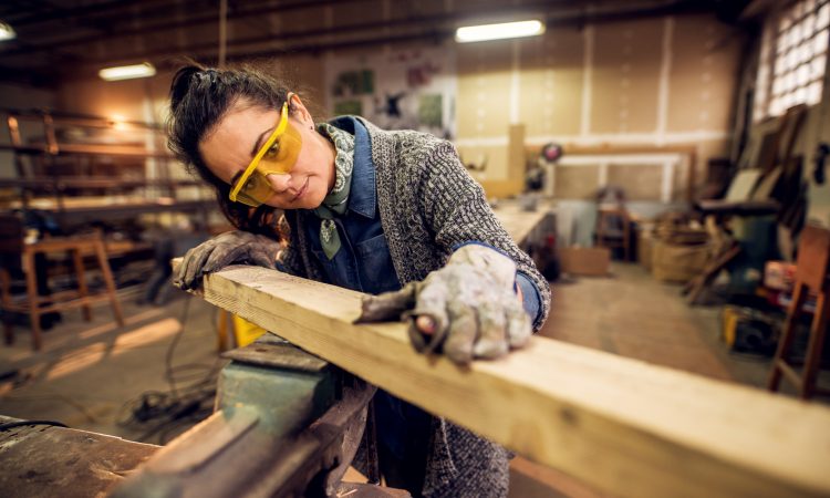 female carpenter