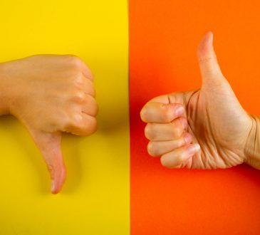 thumbs up and down